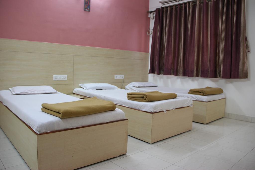 Sohum Habitat Goregaon Exhibition Centre Mumbai Bagian luar foto