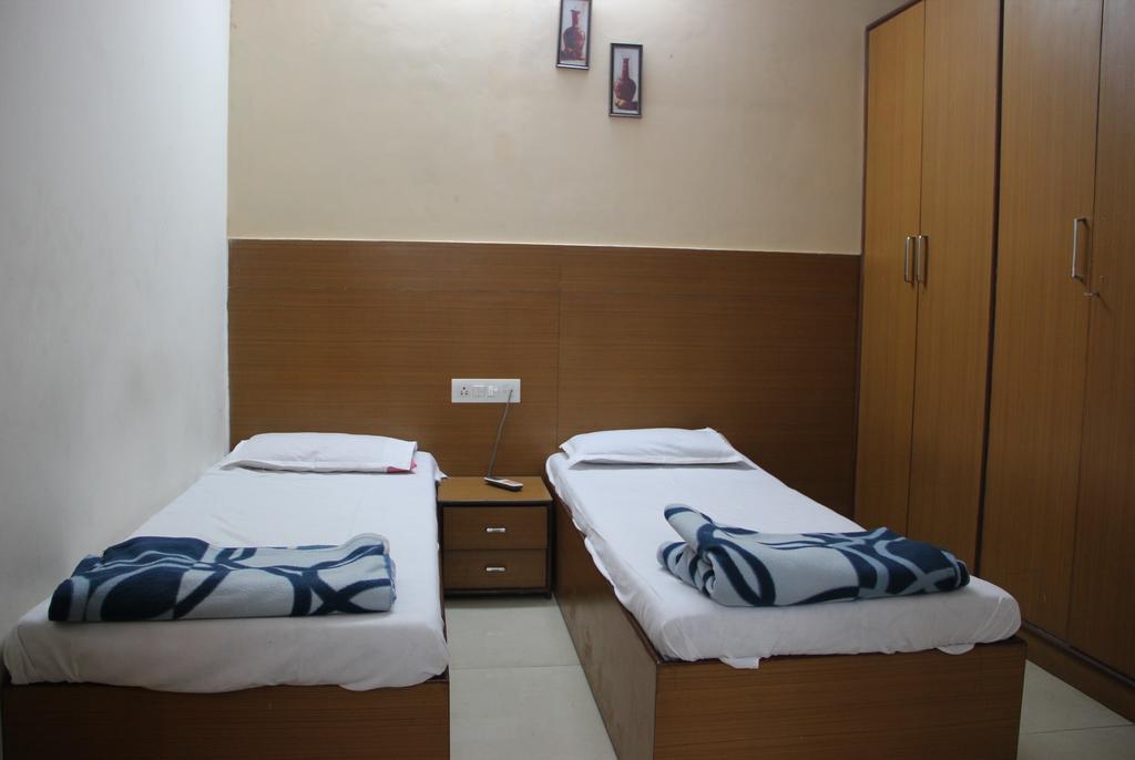 Sohum Habitat Goregaon Exhibition Centre Mumbai Bagian luar foto