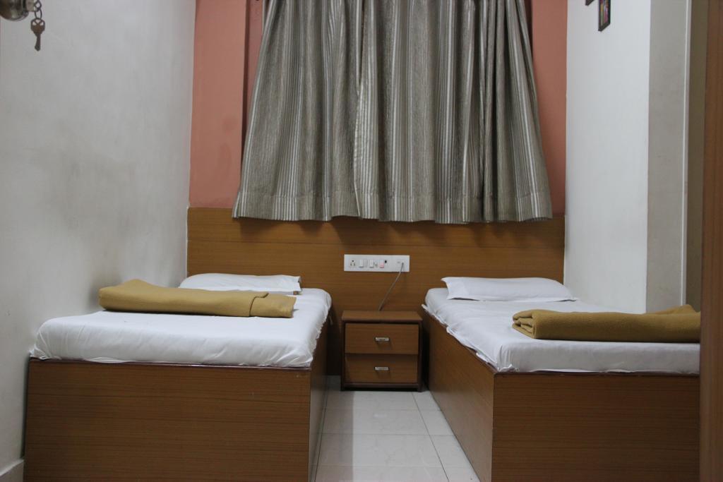 Sohum Habitat Goregaon Exhibition Centre Mumbai Bagian luar foto