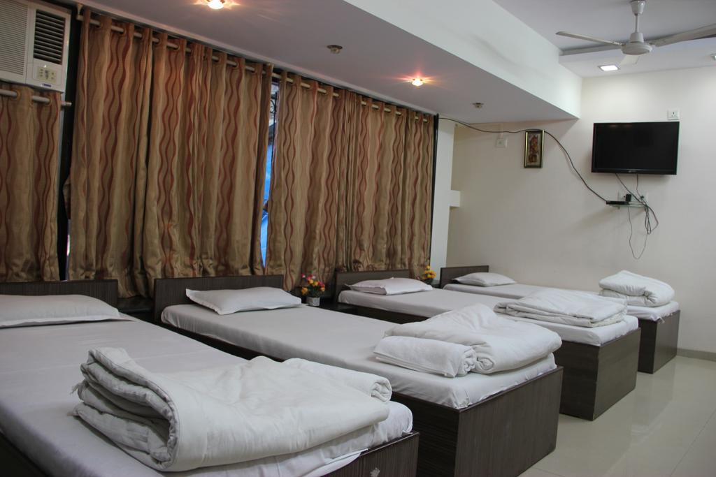 Sohum Habitat Goregaon Exhibition Centre Mumbai Bagian luar foto